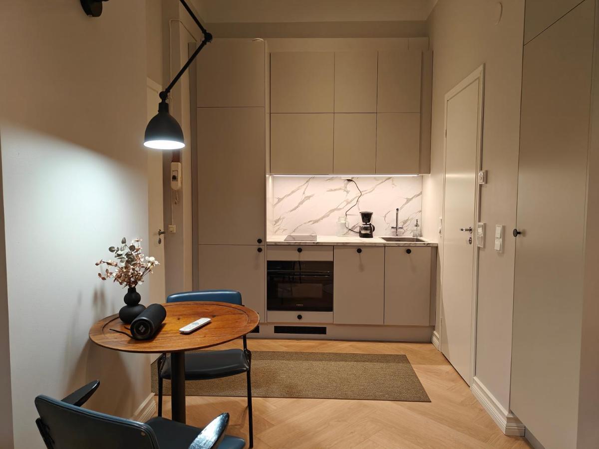 Design Studio In Kamppi Lägenhet Helsingfors Exteriör bild